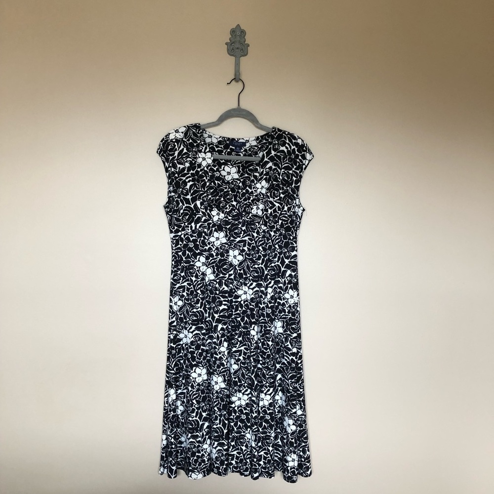 Chaps black and cream floral dress